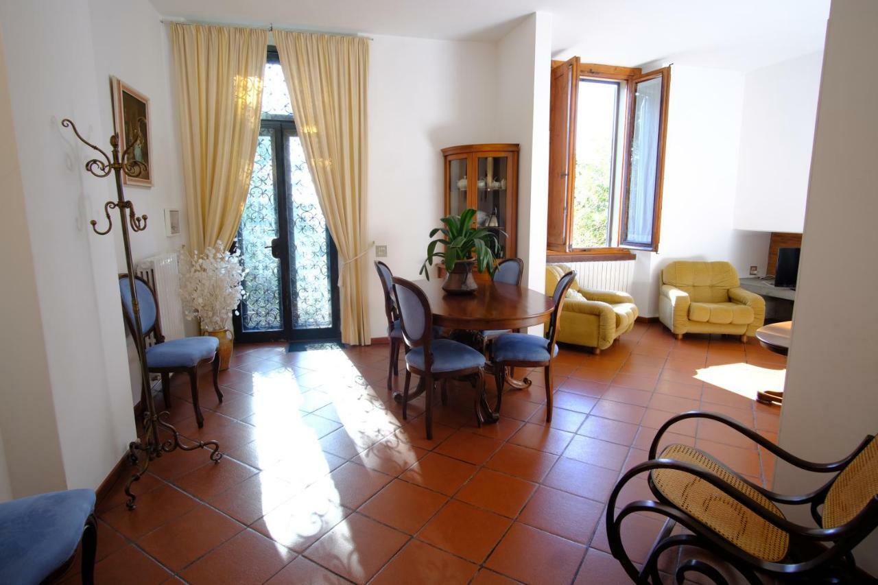 Villa Il Sorriso Bivigliano ภายนอก รูปภาพ